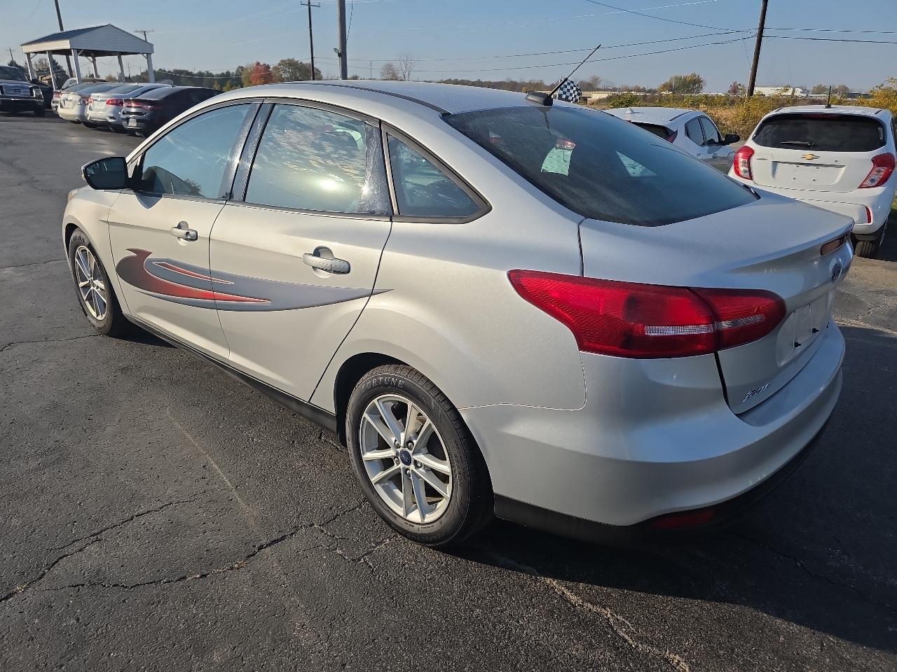 Ford Focus SE Sedan 2017