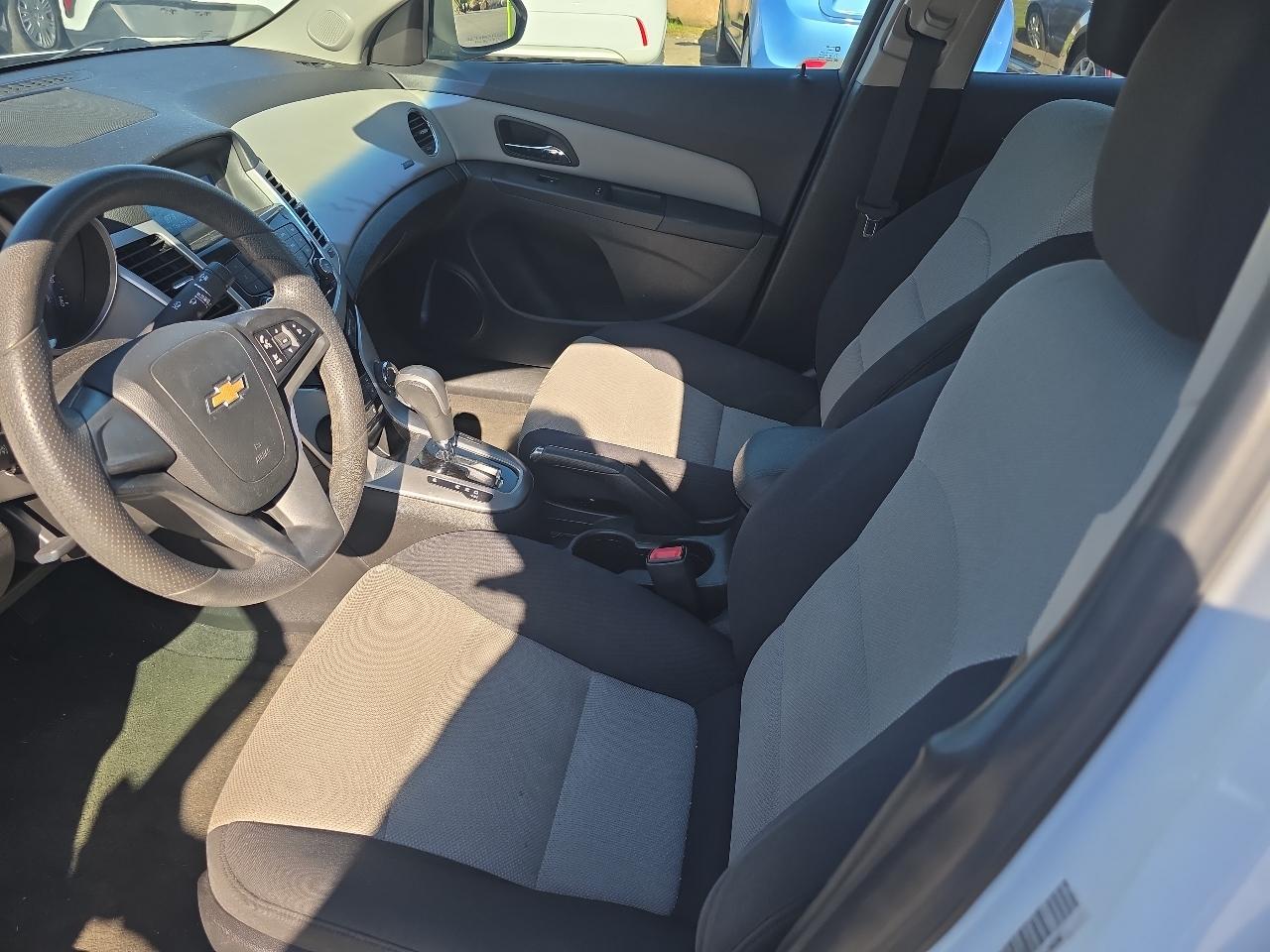 Chevrolet Cruze 4dr Sdn Auto LS 2015