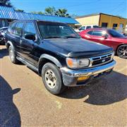 1997 Nissan Pathfinder 