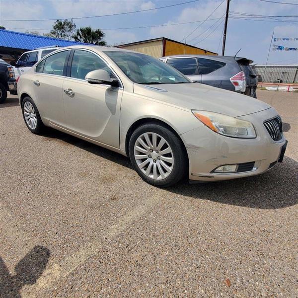 2012 Buick Regal Premium 1