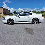 2004 Ford Mustang 