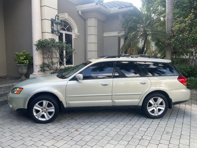 Subaru Outback 3.0R VDC Wagon 2005