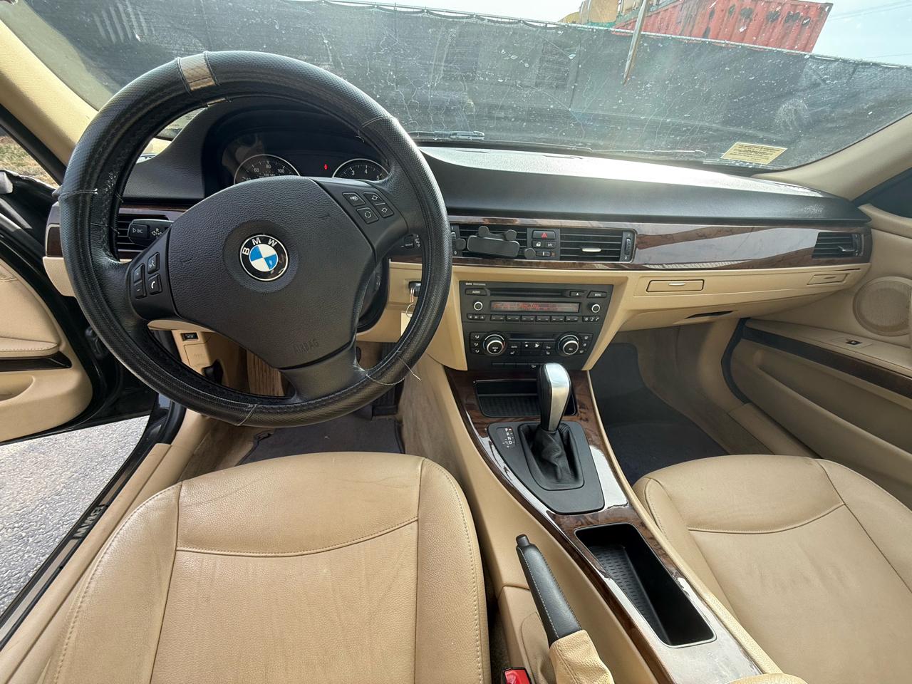 BMW 3-Series 328i xDrive 2011