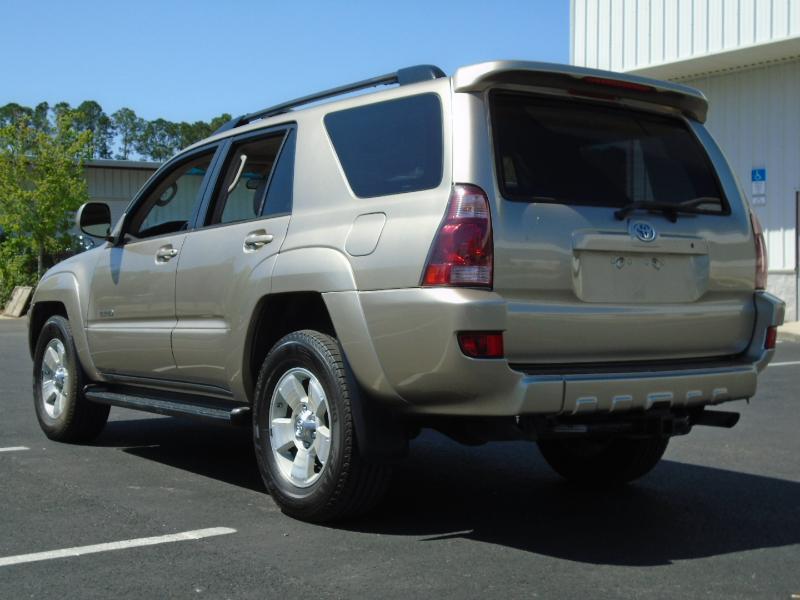 Toyota 4Runner Limited V8 2WD 2005