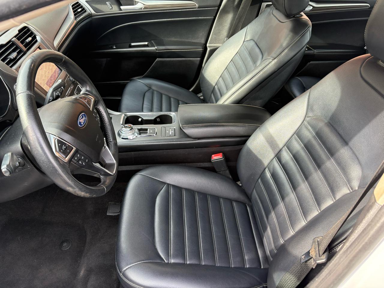 Ford Fusion SEL 2020