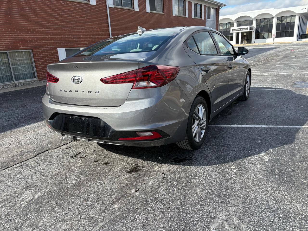 Hyundai Elantra Limited 2020