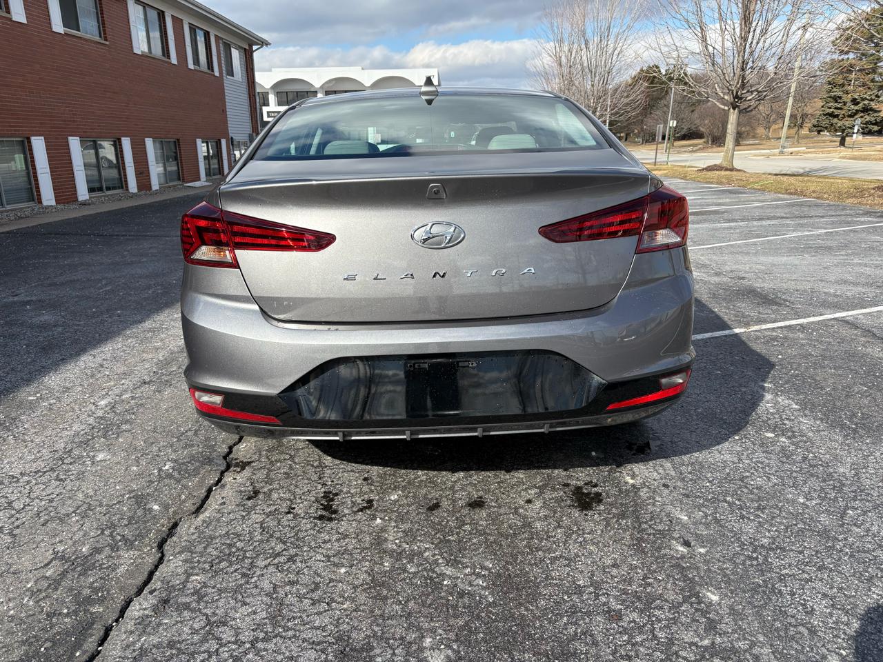Hyundai Elantra Limited 2020