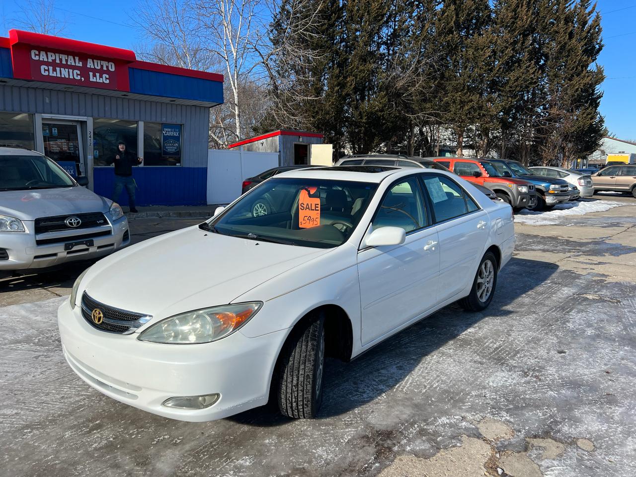 2004 Toyota Camry 4dr Sdn XLE Auto (Natl)