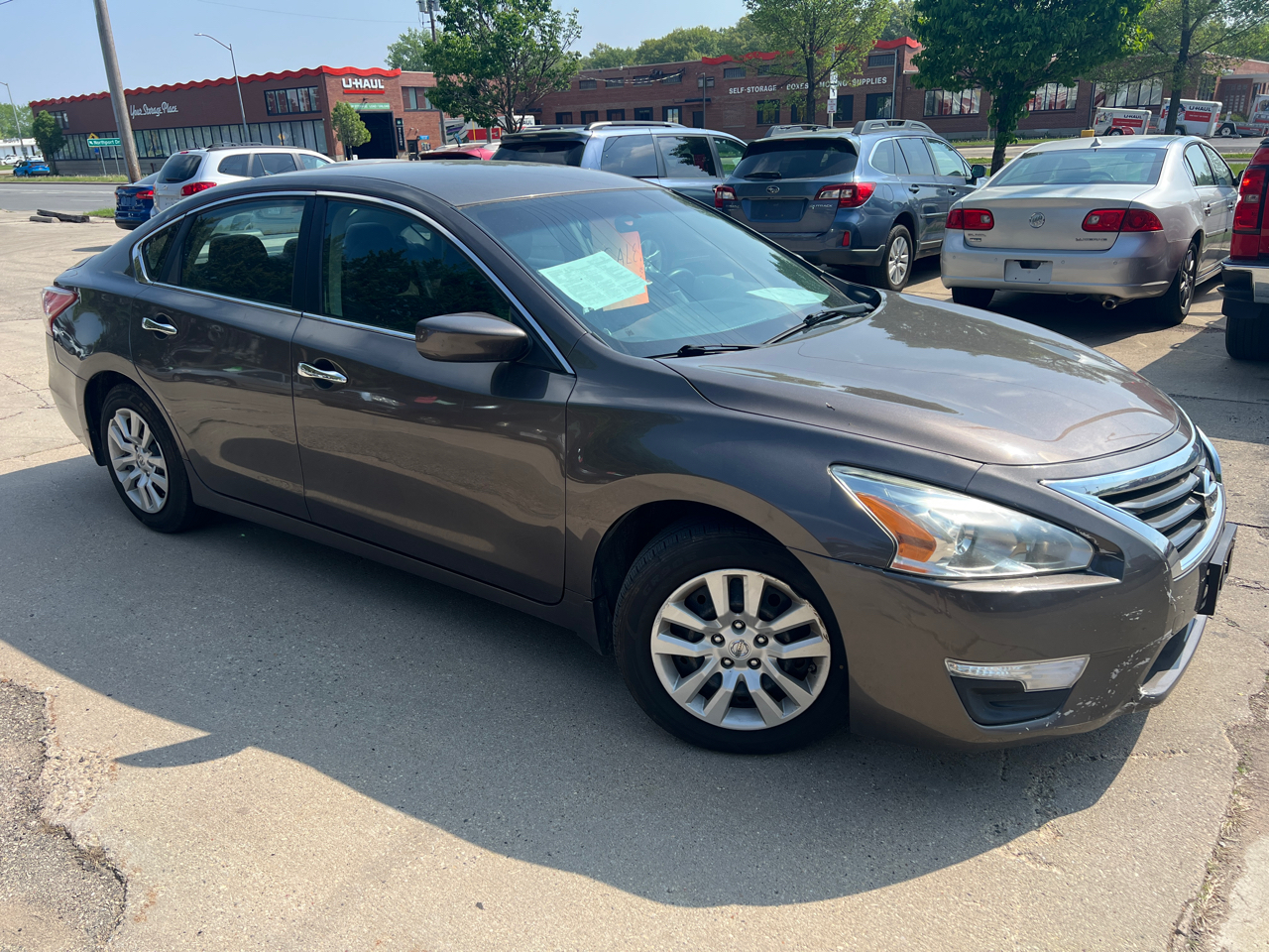 Nissan Altima 4dr Sdn I4 2.5 S 2013 Nissan Altima 4dr Sdn I4 2.5 S 2013