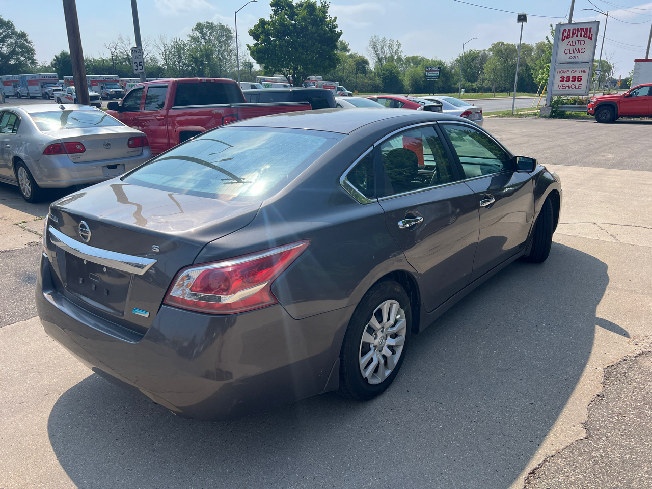 Nissan Altima 4dr Sdn I4 2.5 S 2013 Nissan Altima 4dr Sdn I4 2.5 S 2013