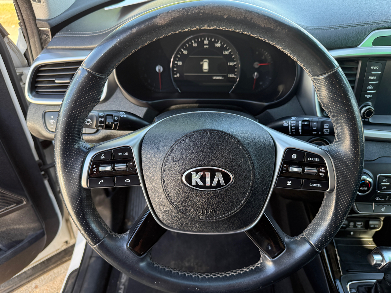 Kia Sorento SX V6 AWD 2019 Kia Sorento SX V6 AWD 2019