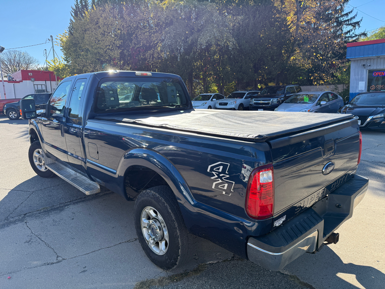 Ford Super Duty F-250 SRW 4WD SuperCab 142" Lariat 2013 Ford Super Duty F-250 SRW 4WD SuperCab 142" Lariat 2013