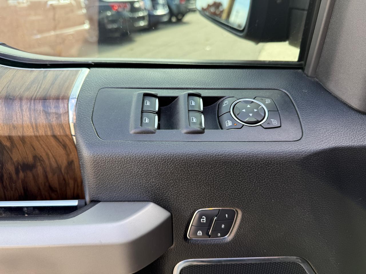 Ford F-150 Lariat 4WD SuperCrew 5.5' Box 2018
