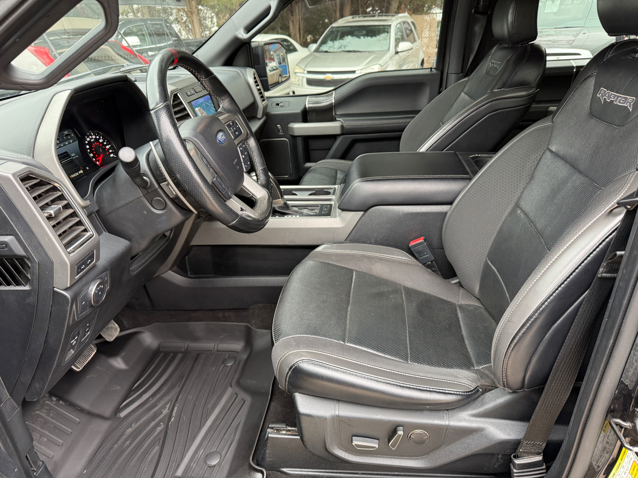 Ford F-150 Raptor 4WD SuperCrew 5.5' Box 2019