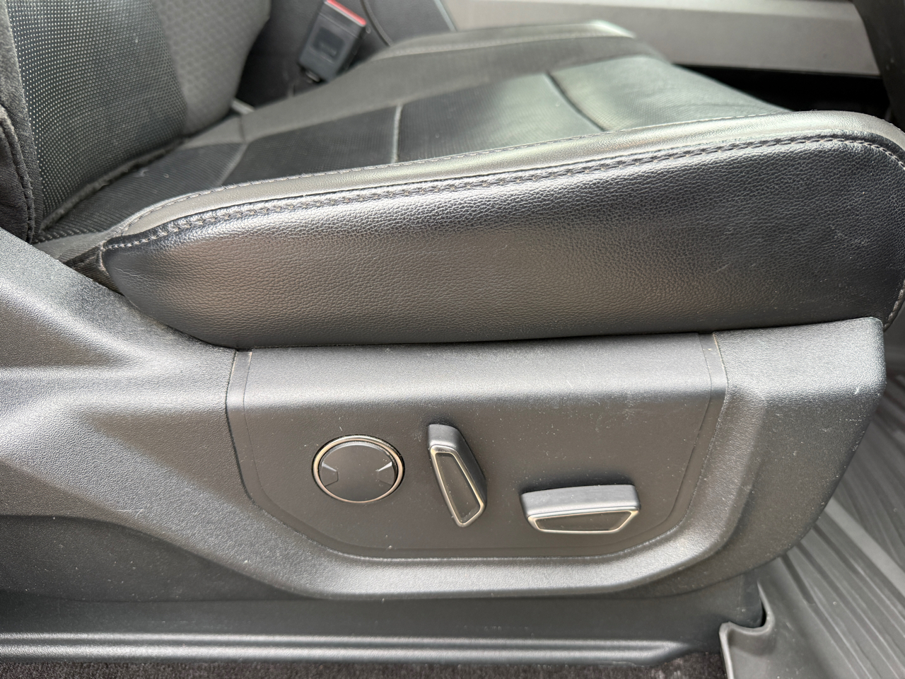 Ford F-150 Raptor 4WD SuperCrew 5.5' Box 2019