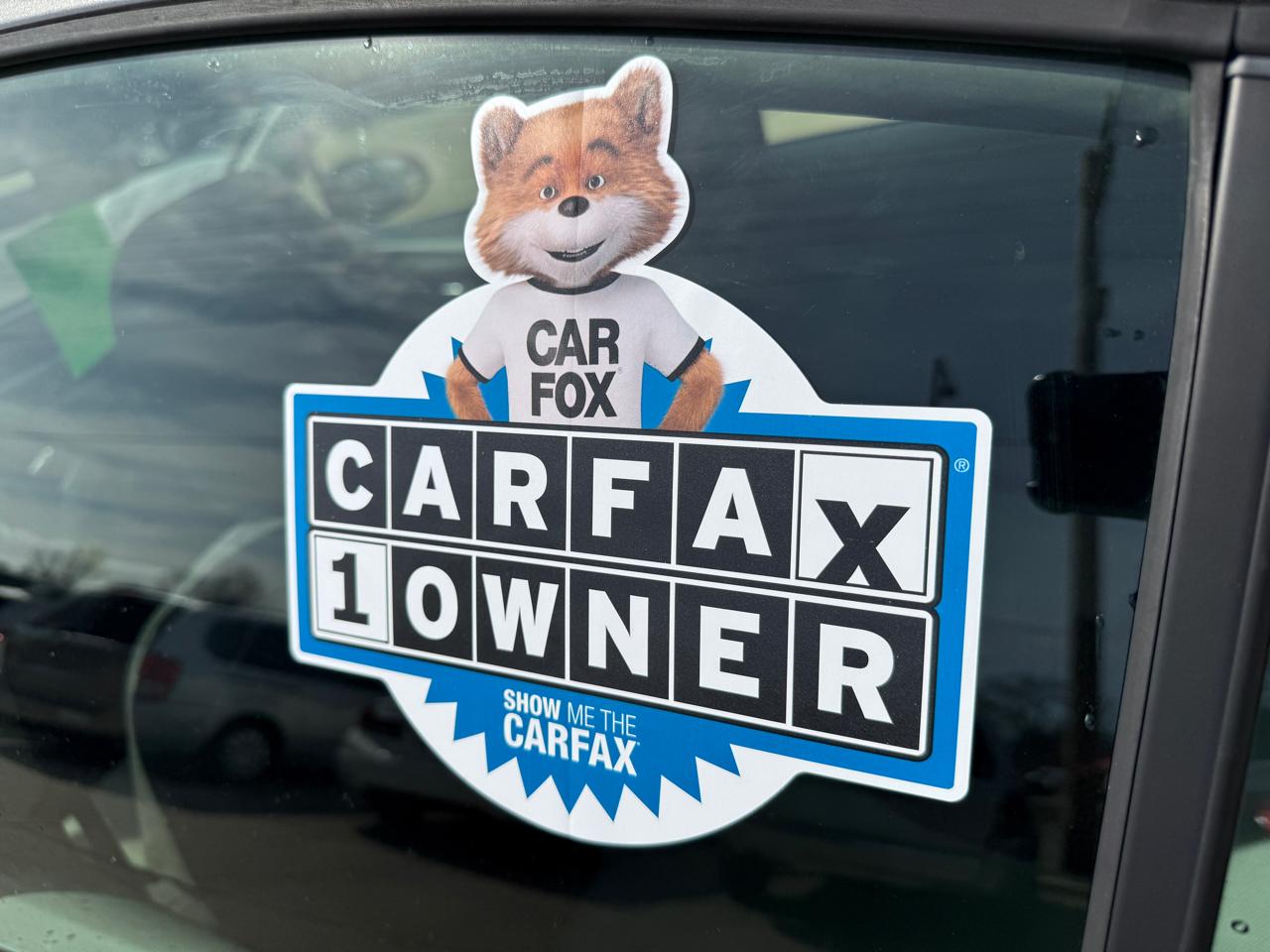 Toyota Prius c 5dr HB Three (Natl) 2014