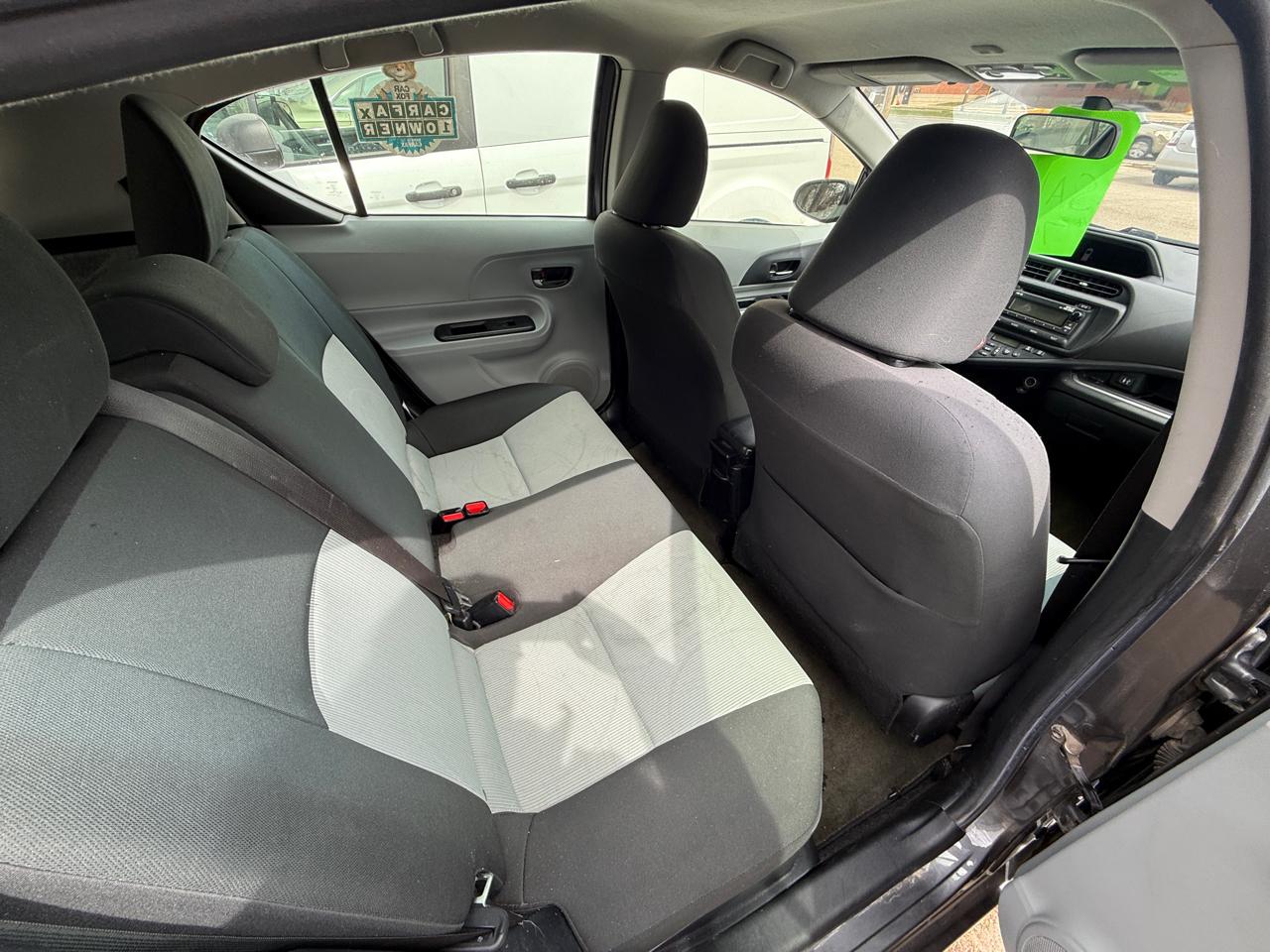 Toyota Prius c 5dr HB Three (Natl) 2014
