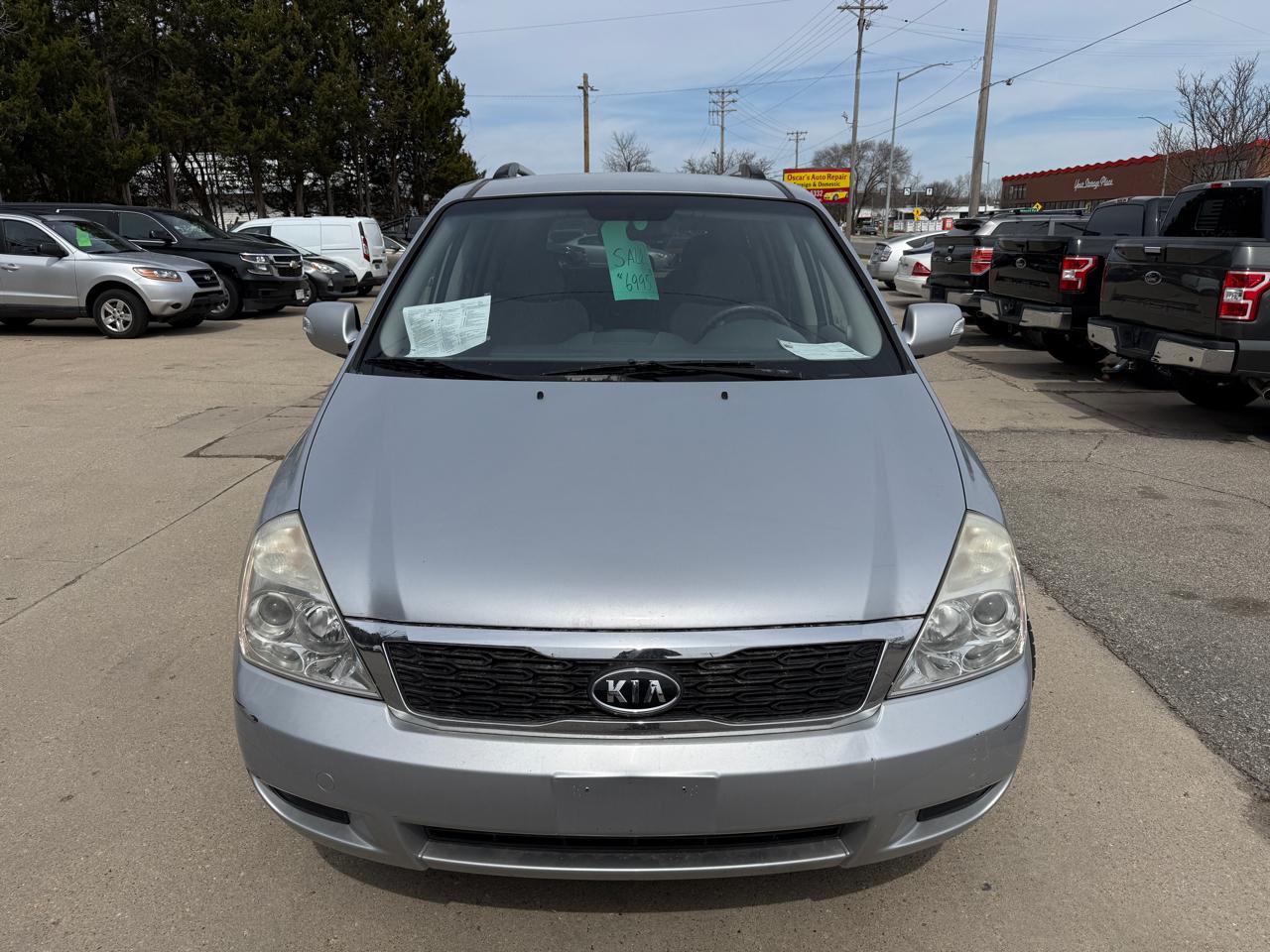 Kia Sedona 4dr LWB LX 2011