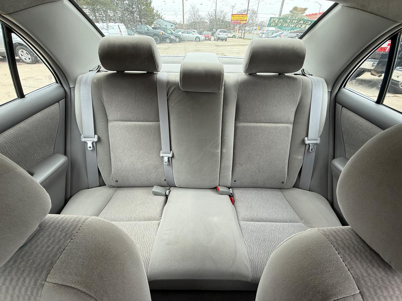 Toyota Corolla 4dr Sdn Auto CE (Natl) 2007