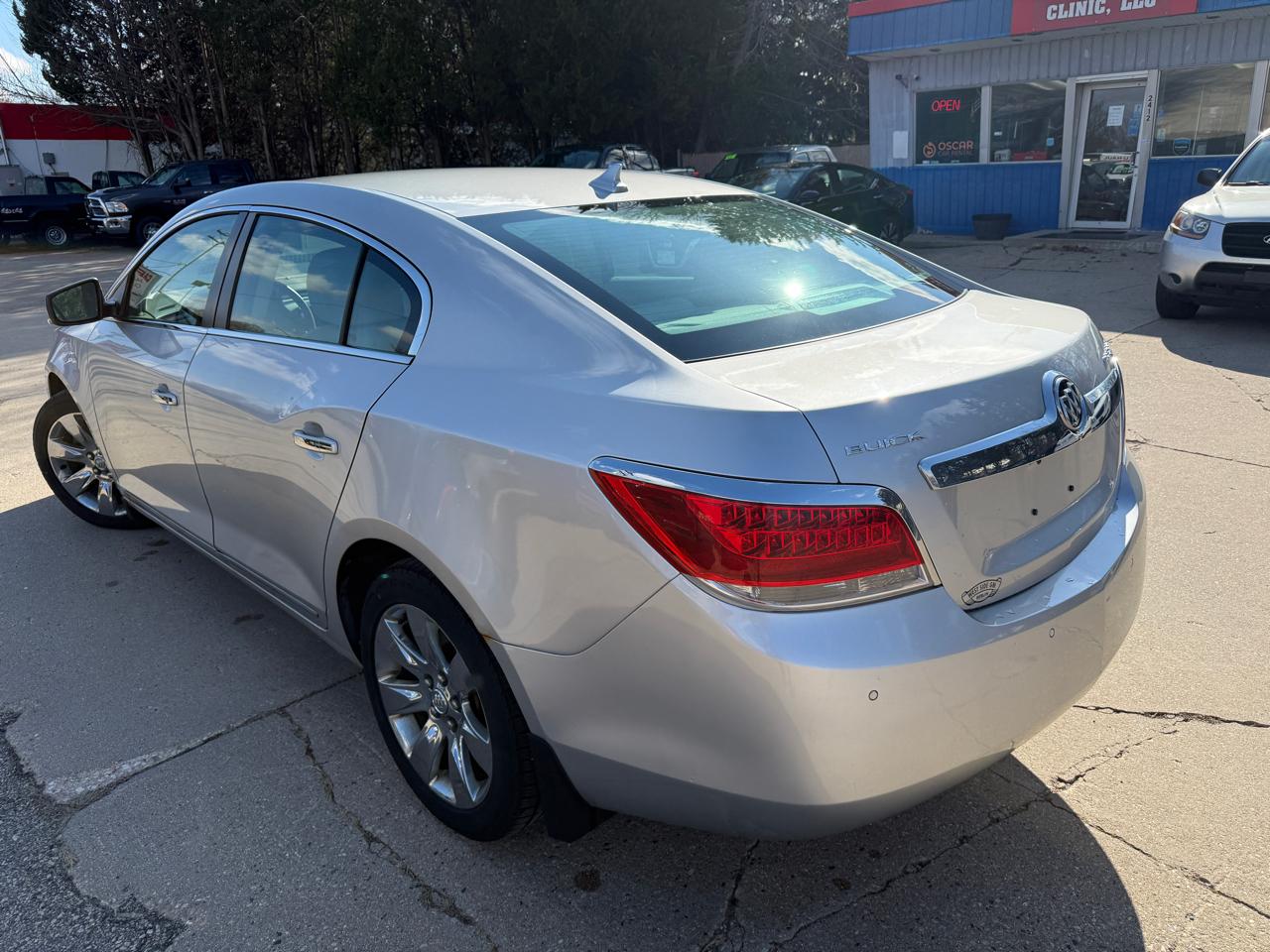 Buick LaCrosse 4dr Sdn CXL FWD 2011