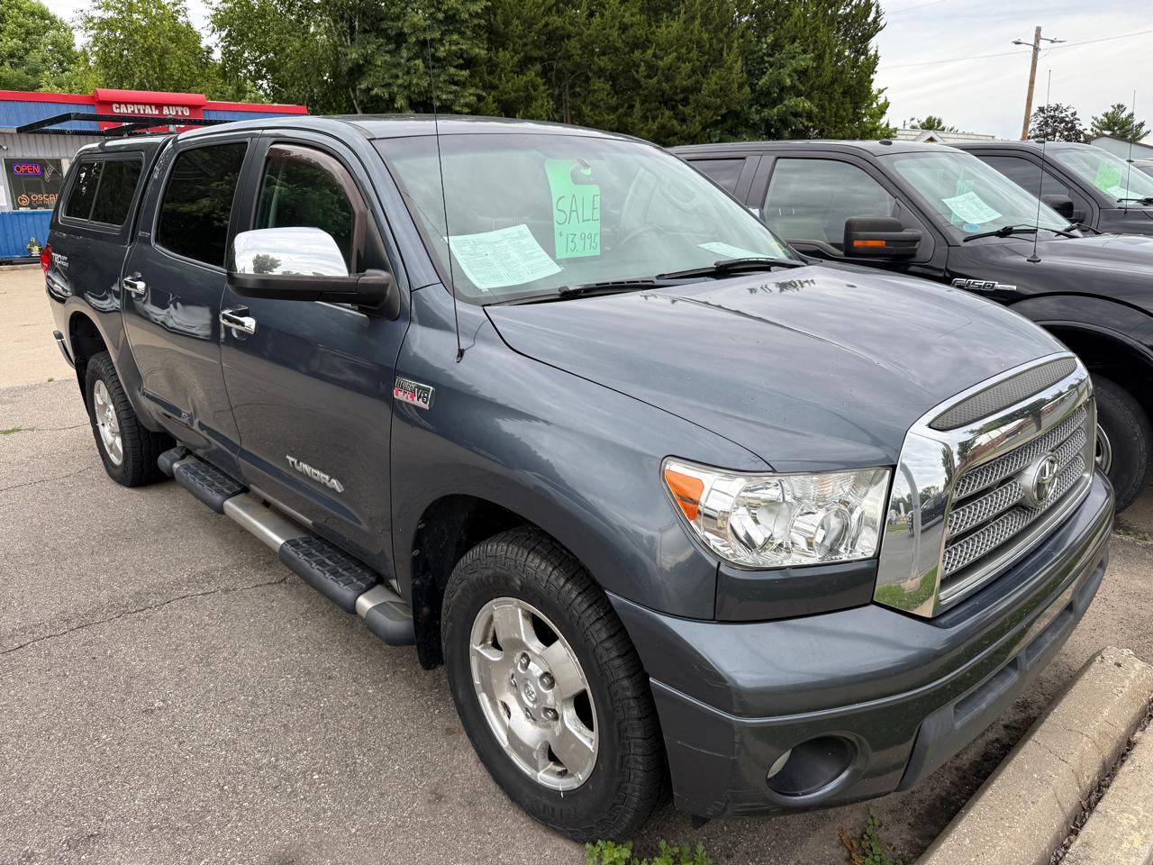 Toyota Tundra 4WD CrewMax 145.7" 5.7L LTD (Natl) 2007