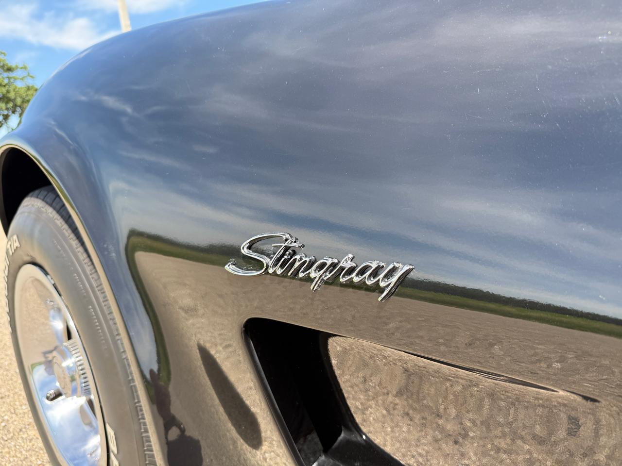 Chevrolet Corvette Stingray 1LT Coupe Automatic 1976