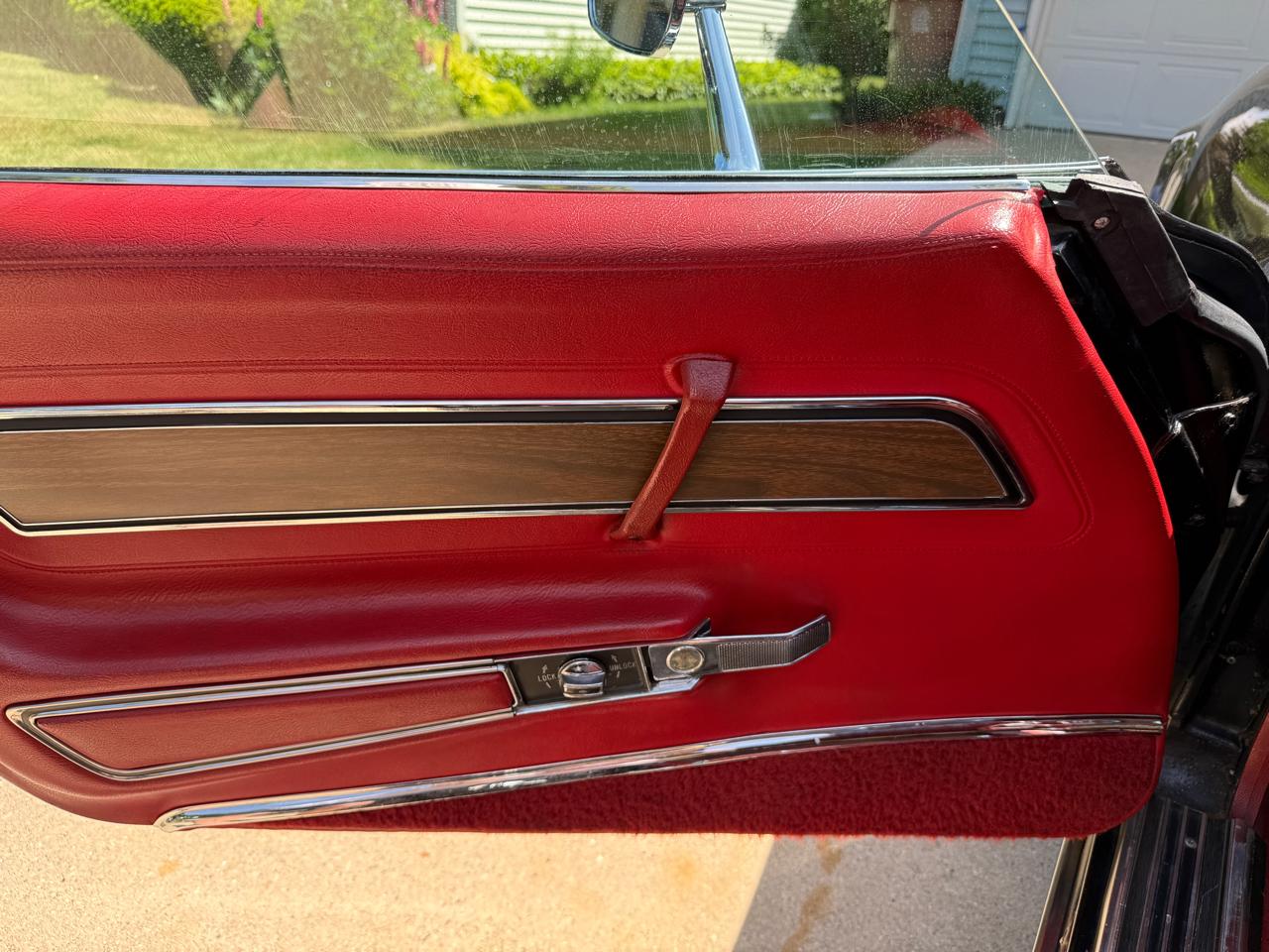 Chevrolet Corvette Stingray 1LT Coupe Automatic 1976
