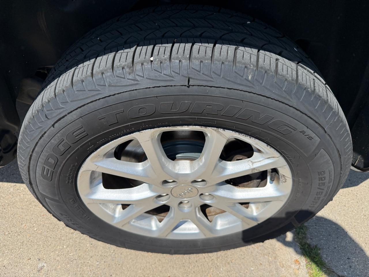 Jeep Cherokee 4WD 4dr Latitude 2014