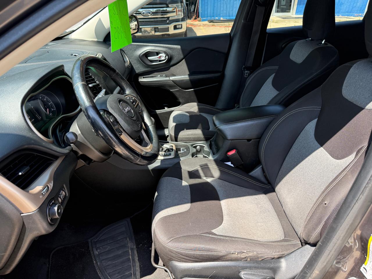Jeep Cherokee 4WD 4dr Latitude 2014