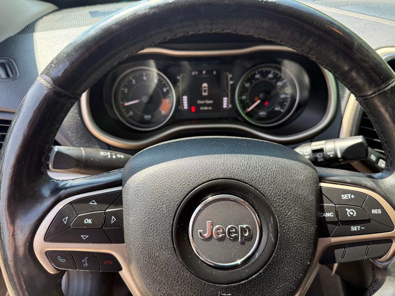 Jeep Cherokee 4WD 4dr Latitude 2014