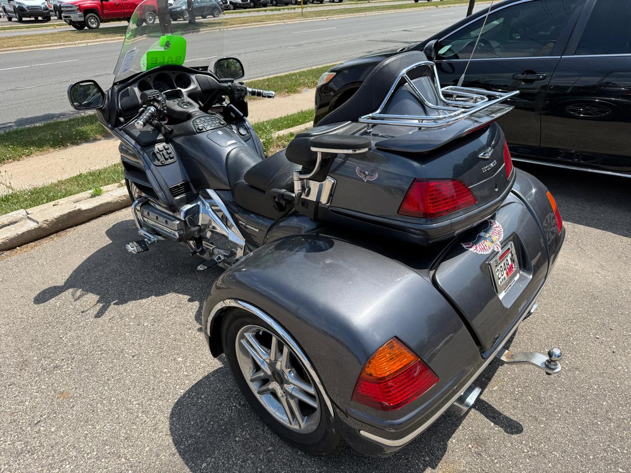 Honda GL1800D (Gold Wing)  2005