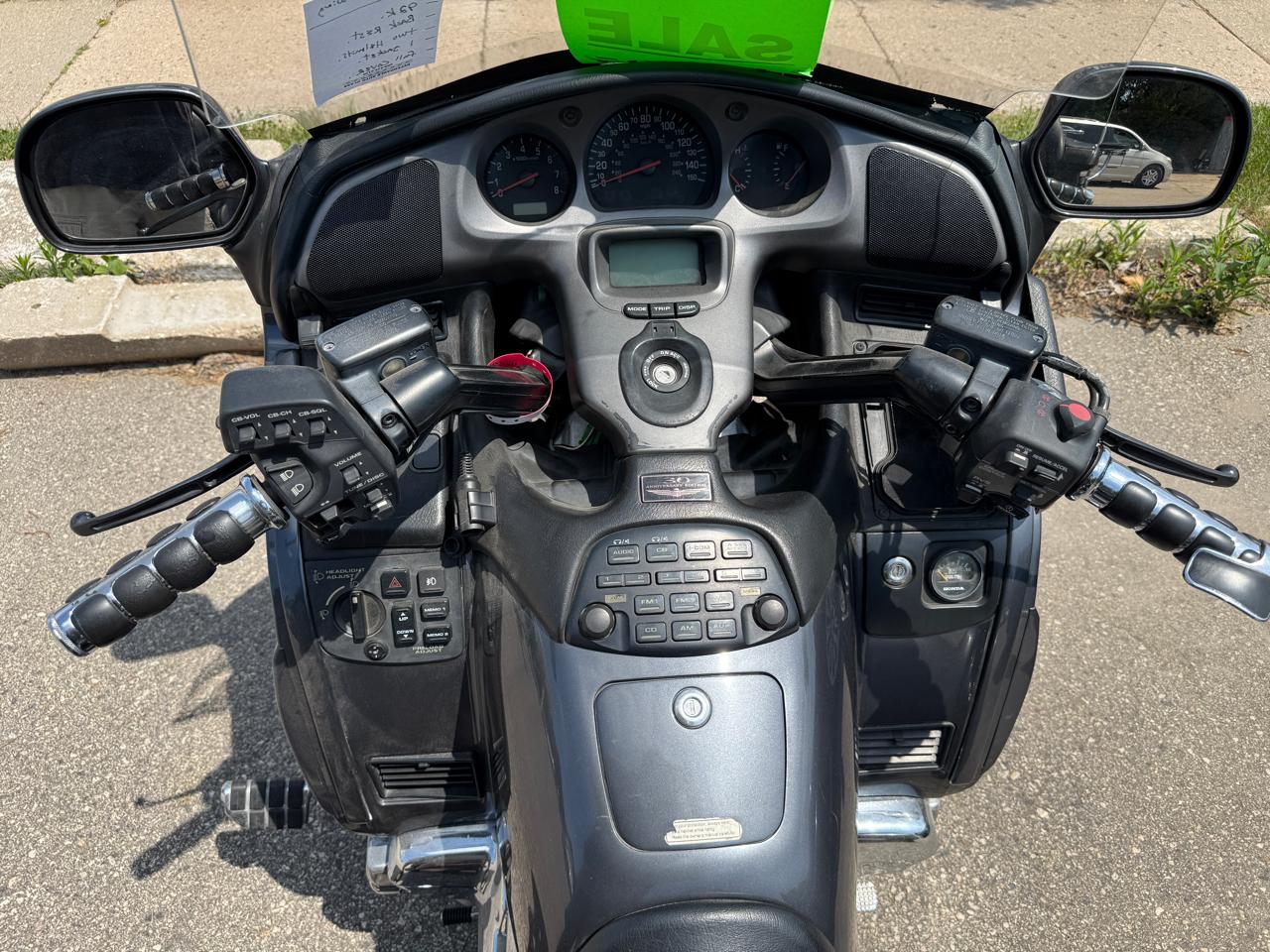 Honda GL1800D (Gold Wing)  2005