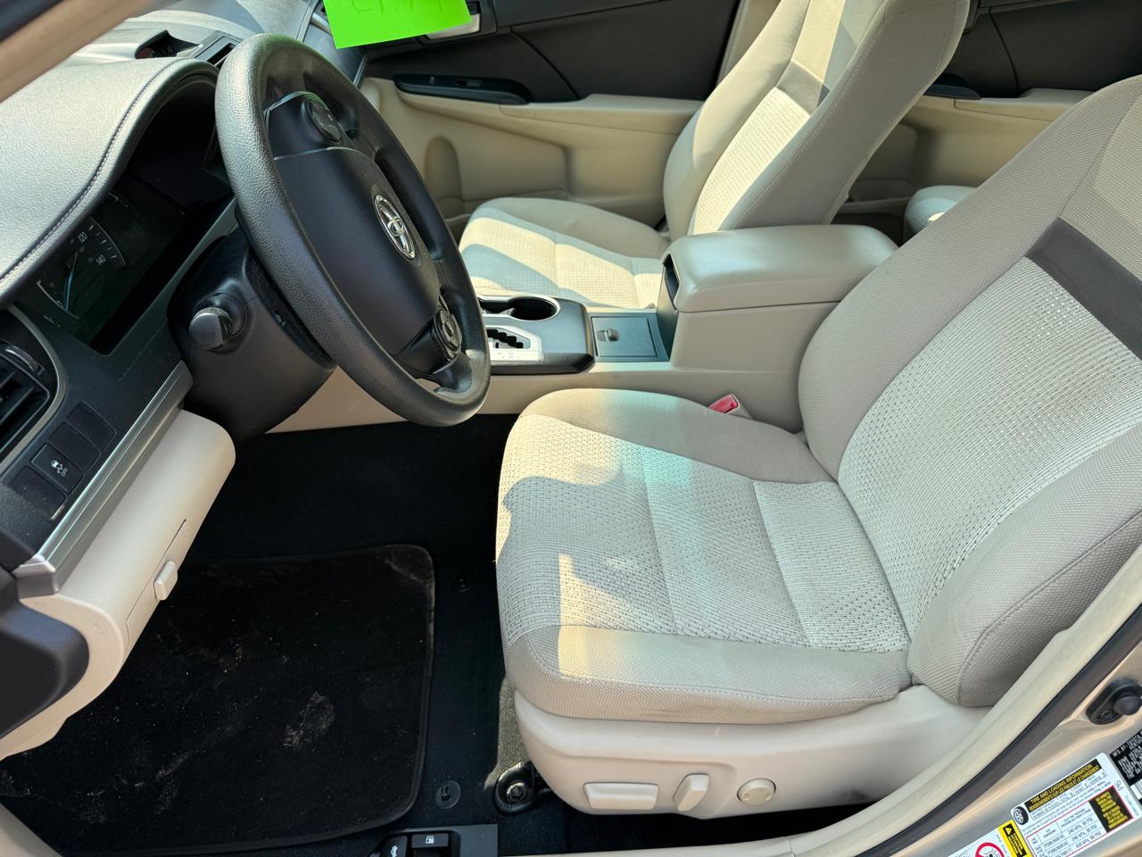 Toyota Camry 2014.5 4dr Sdn I4 Auto SE Sport (Natl) 2014