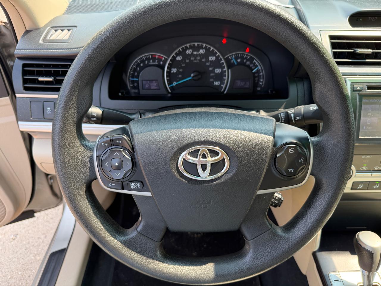 Toyota Camry 2014.5 4dr Sdn I4 Auto SE Sport (Natl) 2014