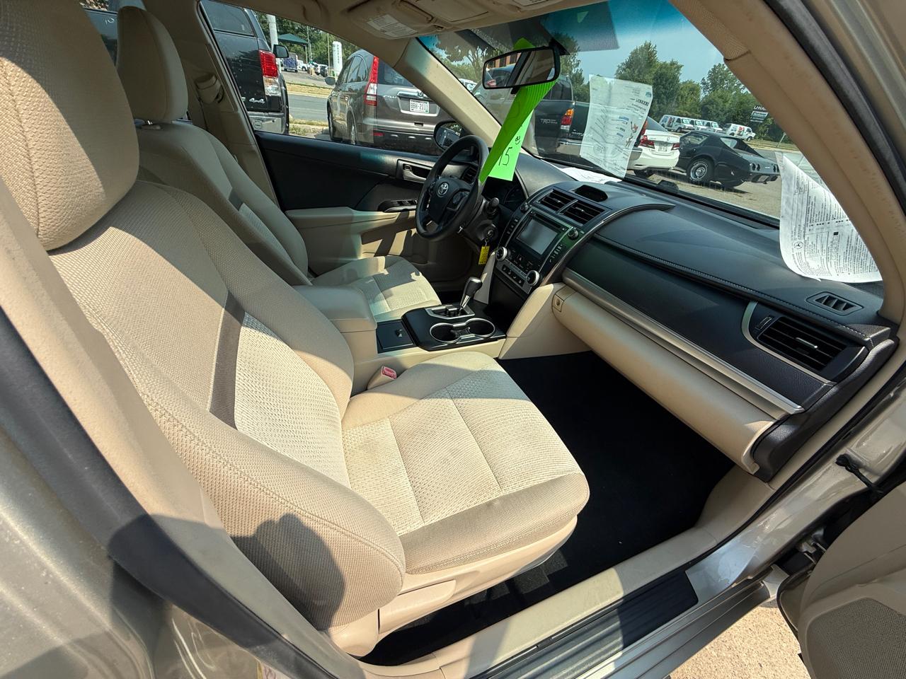 Toyota Camry 2014.5 4dr Sdn I4 Auto SE Sport (Natl) 2014