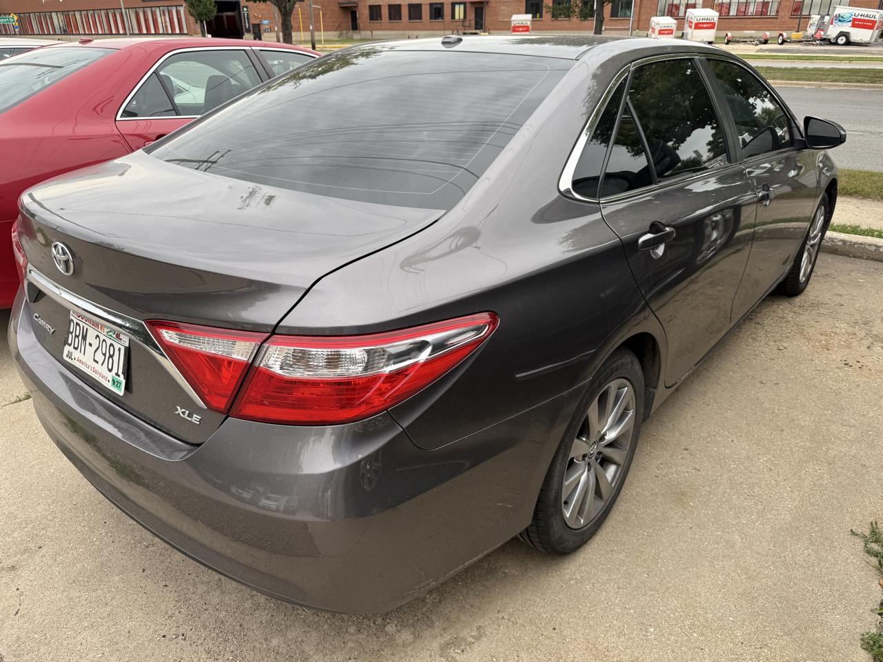 Toyota Camry 4dr Sdn I4 Auto SE w/Special Edition Pkg (Natl) 2016