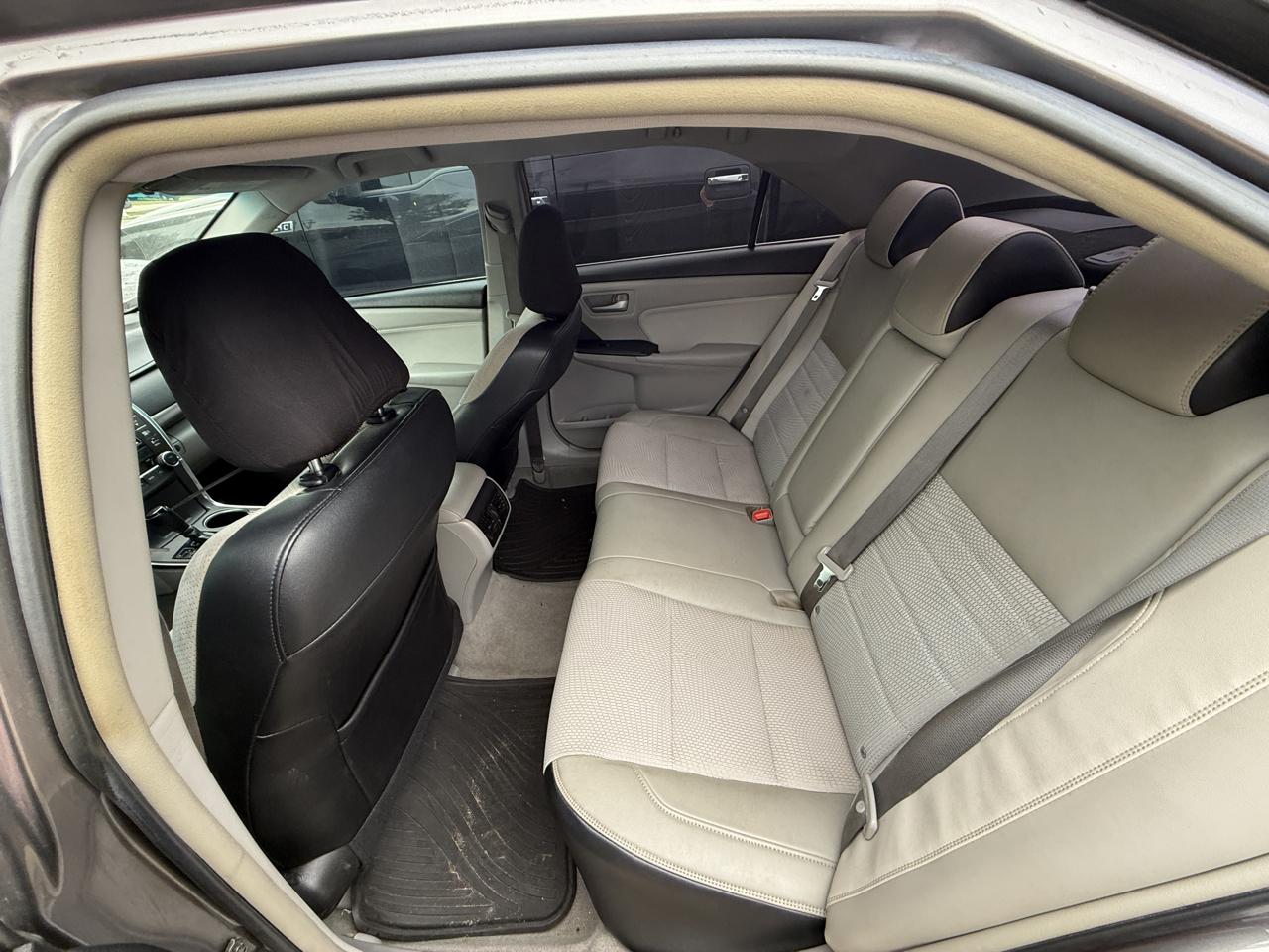 Toyota Camry 4dr Sdn I4 Auto SE w/Special Edition Pkg (Natl) 2016