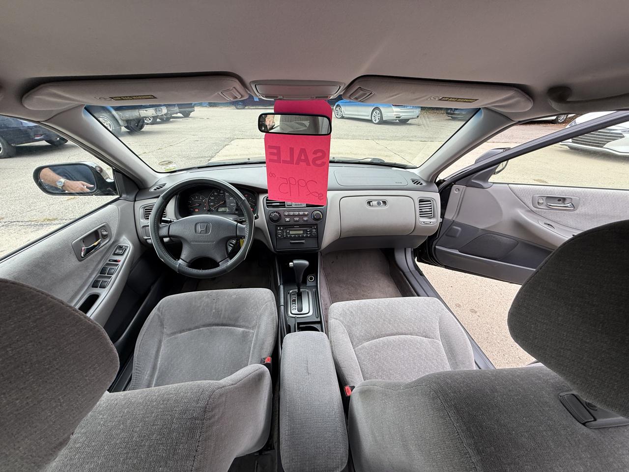 Honda Accord Sdn LX Auto 2001