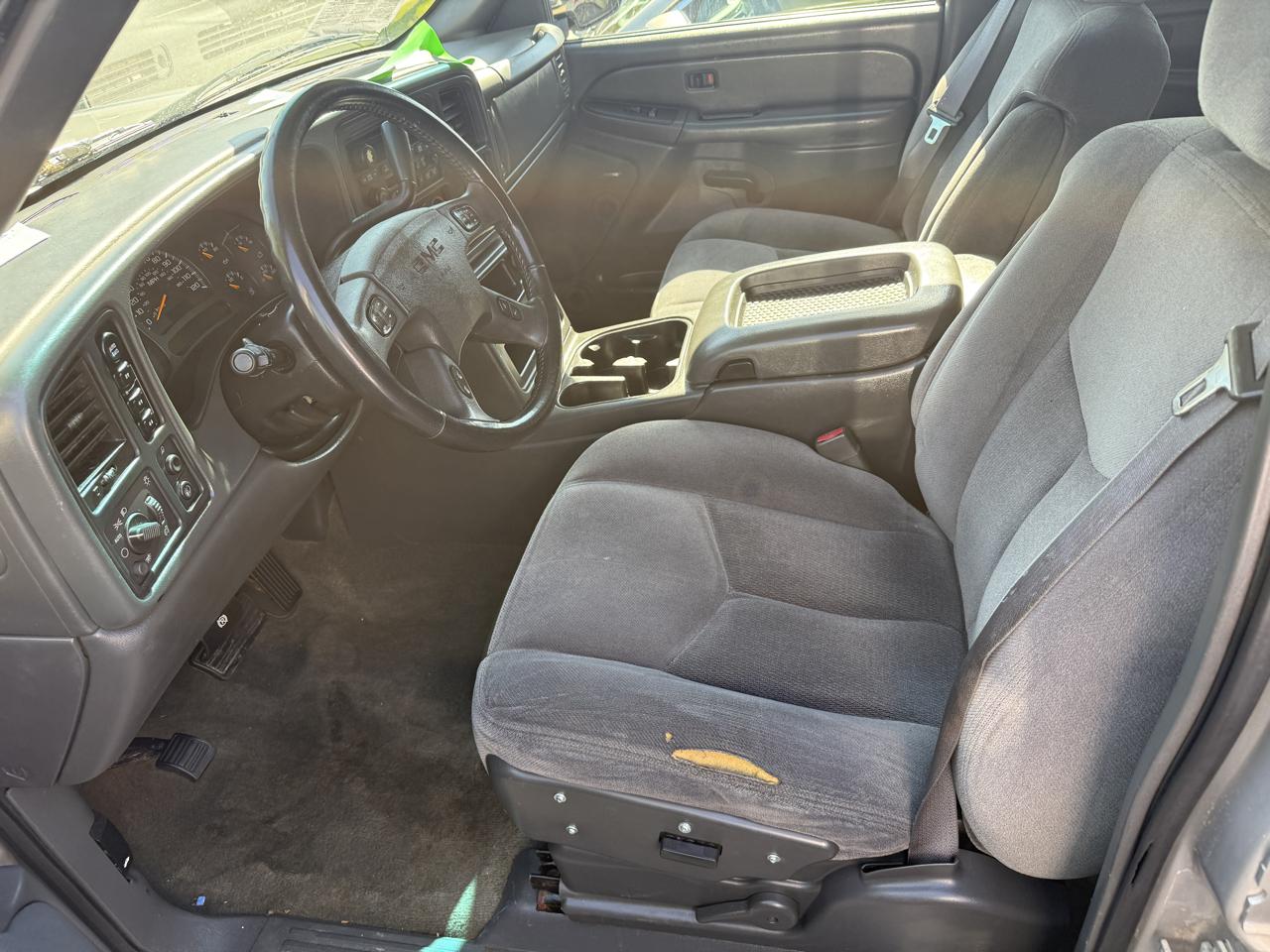 GMC Sierra 1500 Crew Cab 143.5" WB 4WD SLE 2005