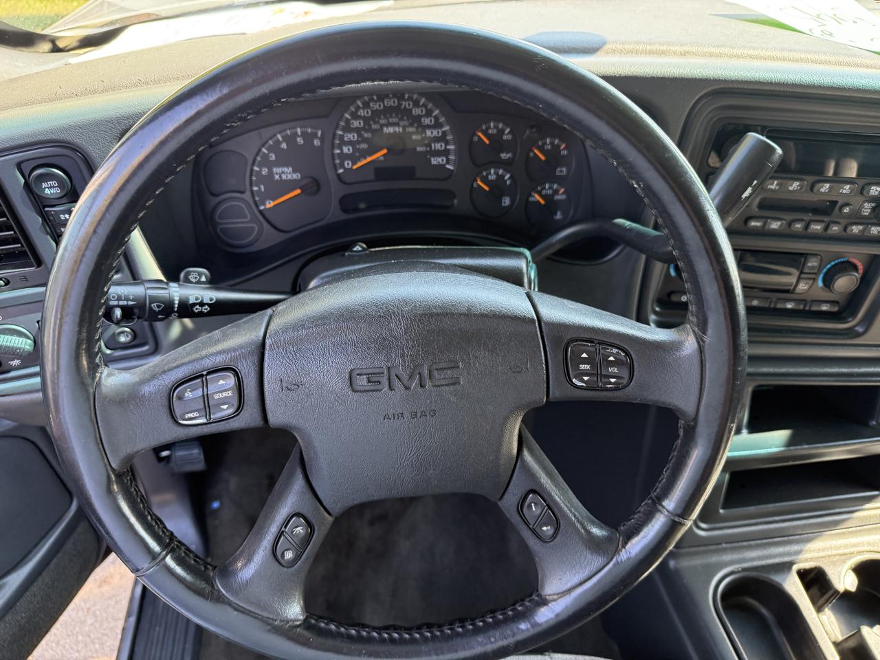 GMC Sierra 1500 Crew Cab 143.5" WB 4WD SLE 2005