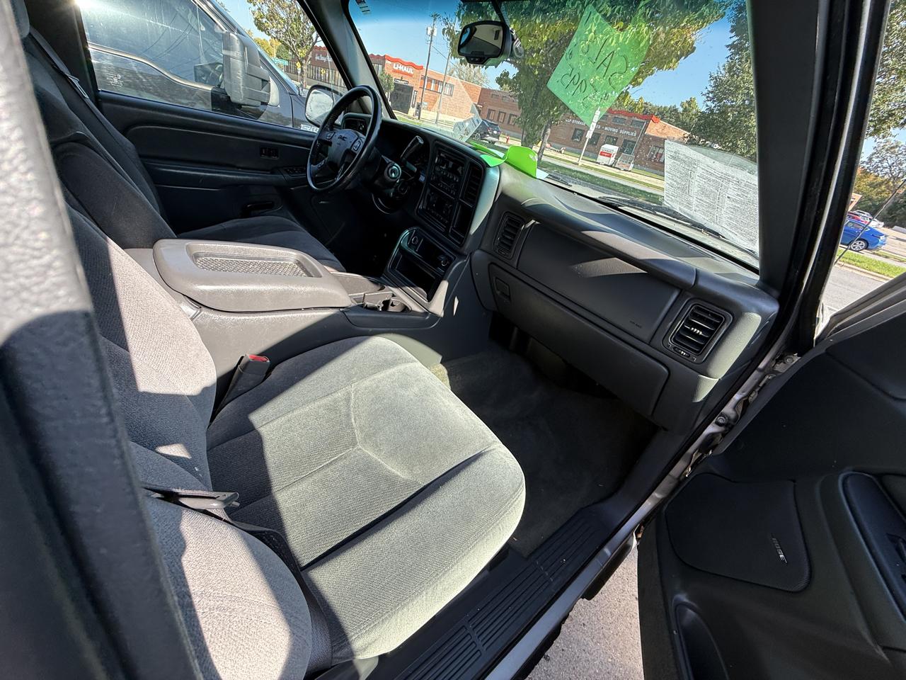 GMC Sierra 1500 Crew Cab 143.5" WB 4WD SLE 2005
