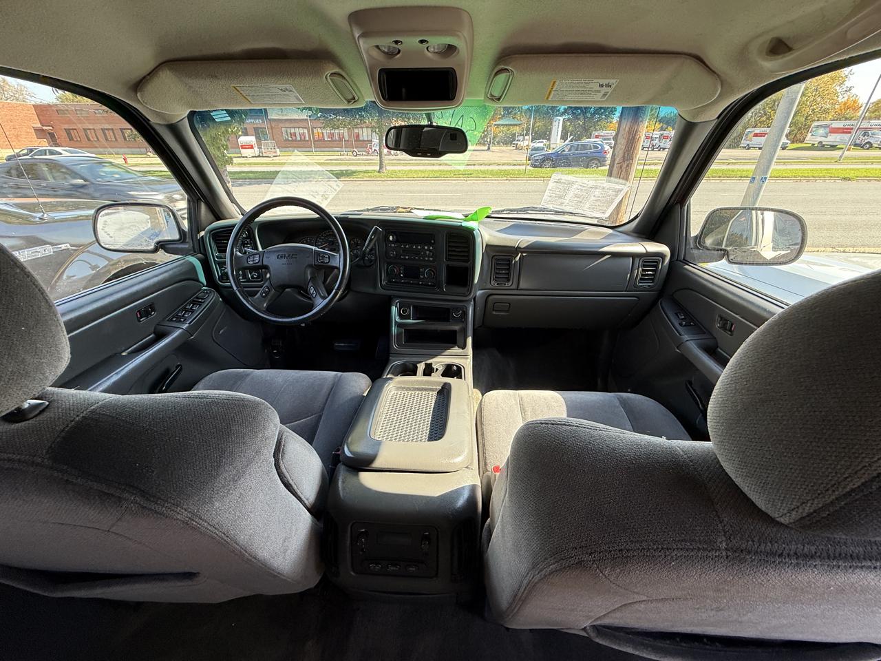 GMC Sierra 1500 Crew Cab 143.5" WB 4WD SLE 2005