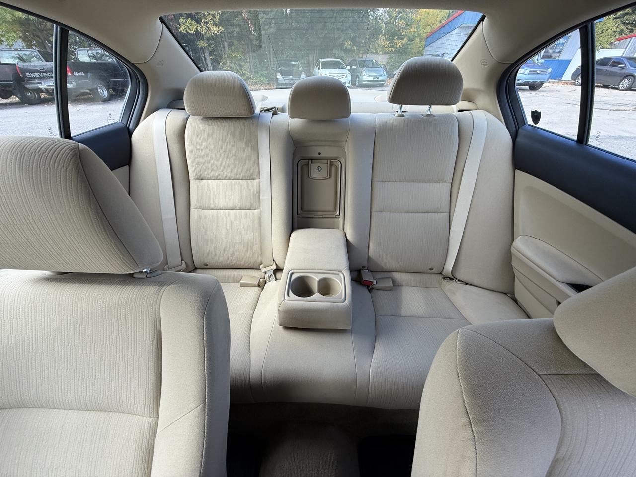 Honda Accord Sdn 4dr I4 Auto LX 2012