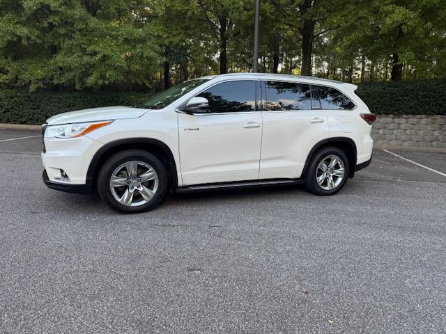 Toyota Highlander Hybrid Limited AWD 2014 Toyota Highlander Hybrid Limited AWD 2014