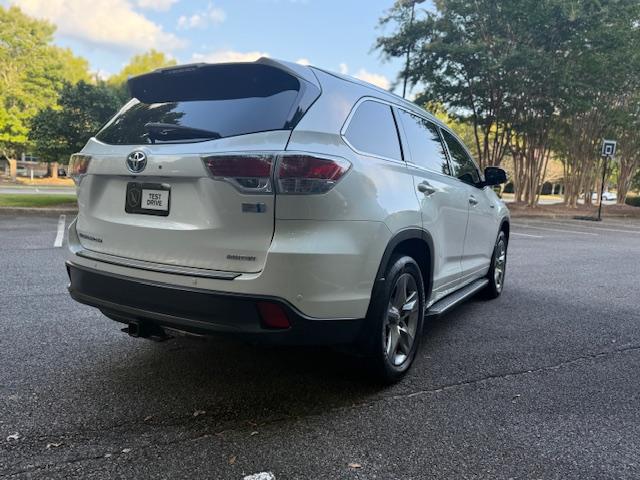 Toyota Highlander Hybrid Limited AWD 2014 Toyota Highlander Hybrid Limited AWD 2014