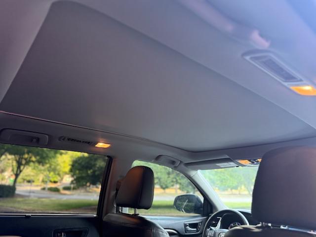 Toyota Highlander Hybrid Limited AWD 2014 Toyota Highlander Hybrid Limited AWD 2014