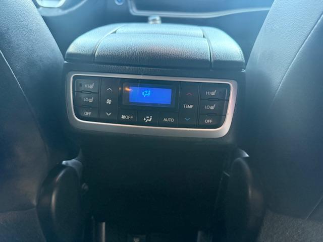 Toyota Highlander Hybrid Limited AWD 2014 Toyota Highlander Hybrid Limited AWD 2014