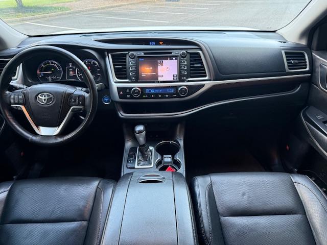 Toyota Highlander Hybrid Limited AWD 2014 Toyota Highlander Hybrid Limited AWD 2014