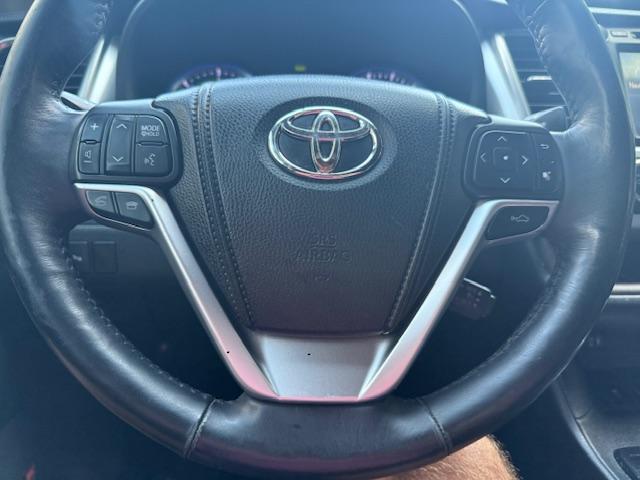 Toyota Highlander Hybrid Limited AWD 2014 Toyota Highlander Hybrid Limited AWD 2014
