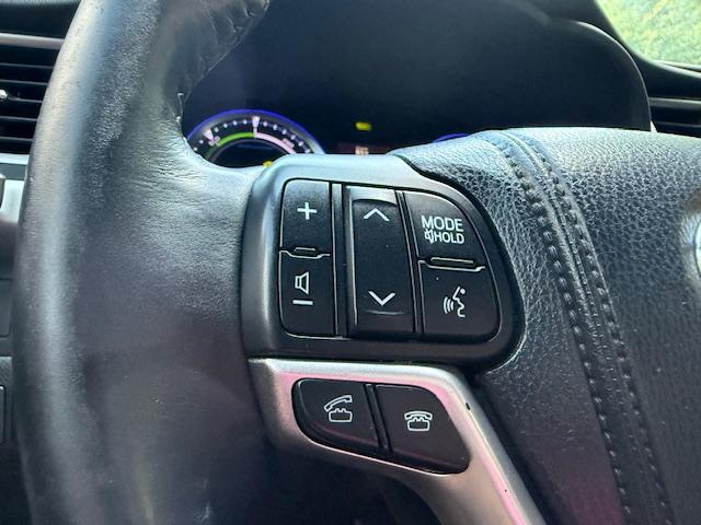 Toyota Highlander Hybrid Limited AWD 2014 Toyota Highlander Hybrid Limited AWD 2014